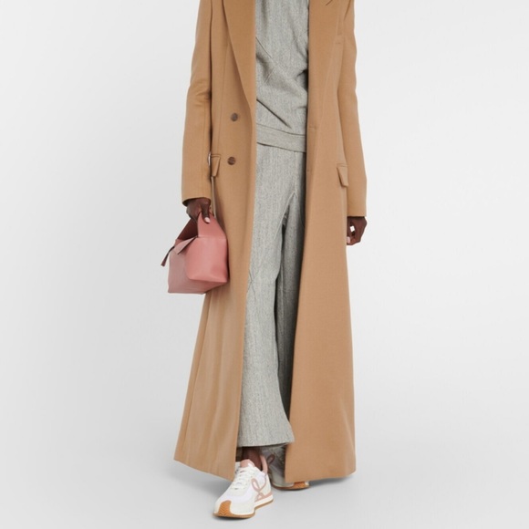 Loewe Basket Flow Runner low-top sneakers, fits small , size 41 , fits 9 - Picture 2 of 14